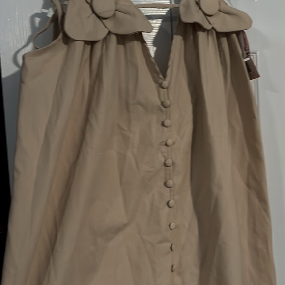 Flower Maxi Dress - Picture 8 of 9